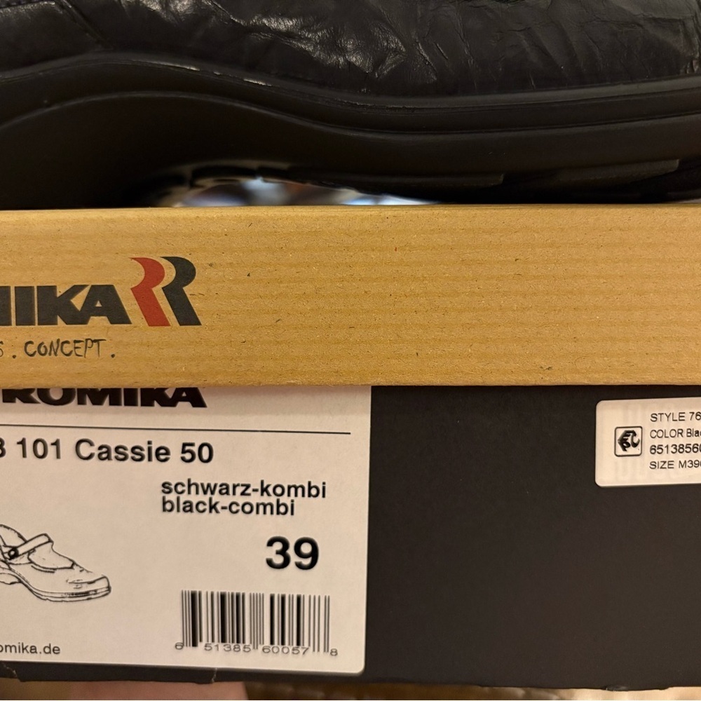 New in box Romika Cassie Leather Mary Jane’s - Picture 7 of 8